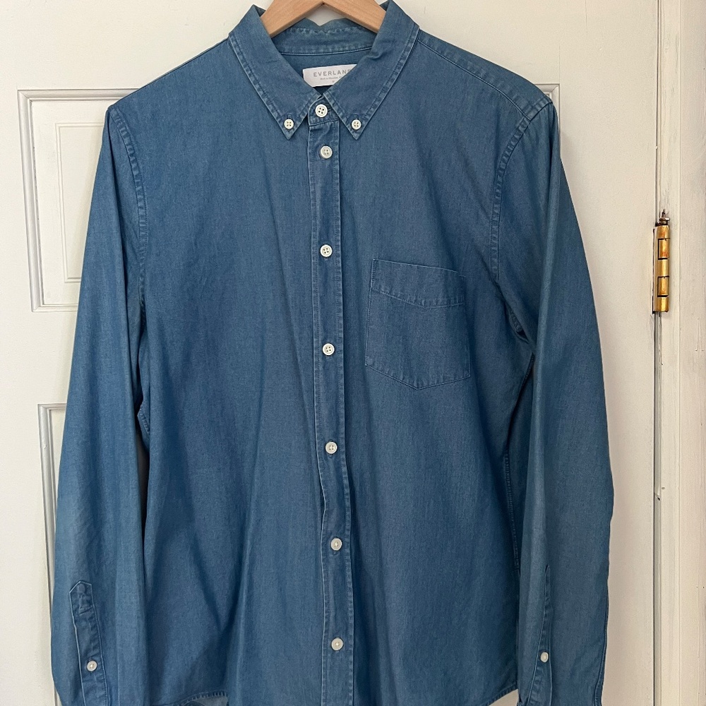 Everlane | Denim Shirt | Size Medium